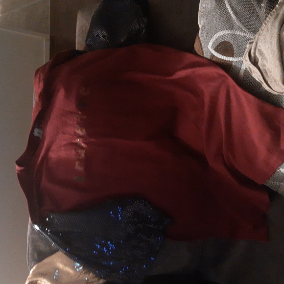 3 unique one of a kind t shirts - Picture 3 of 4